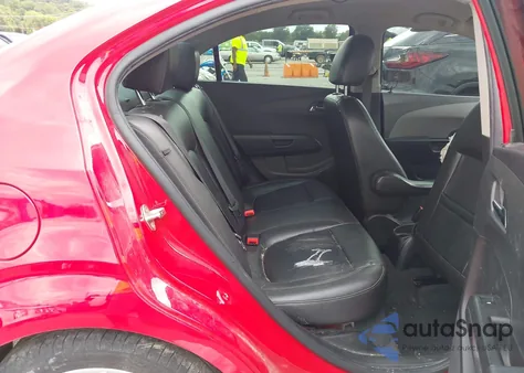 2016 Chevrolet Sonic Ltz Auto z USA, uszkodzony, nr VIN 1G1JE5SB0G4160053